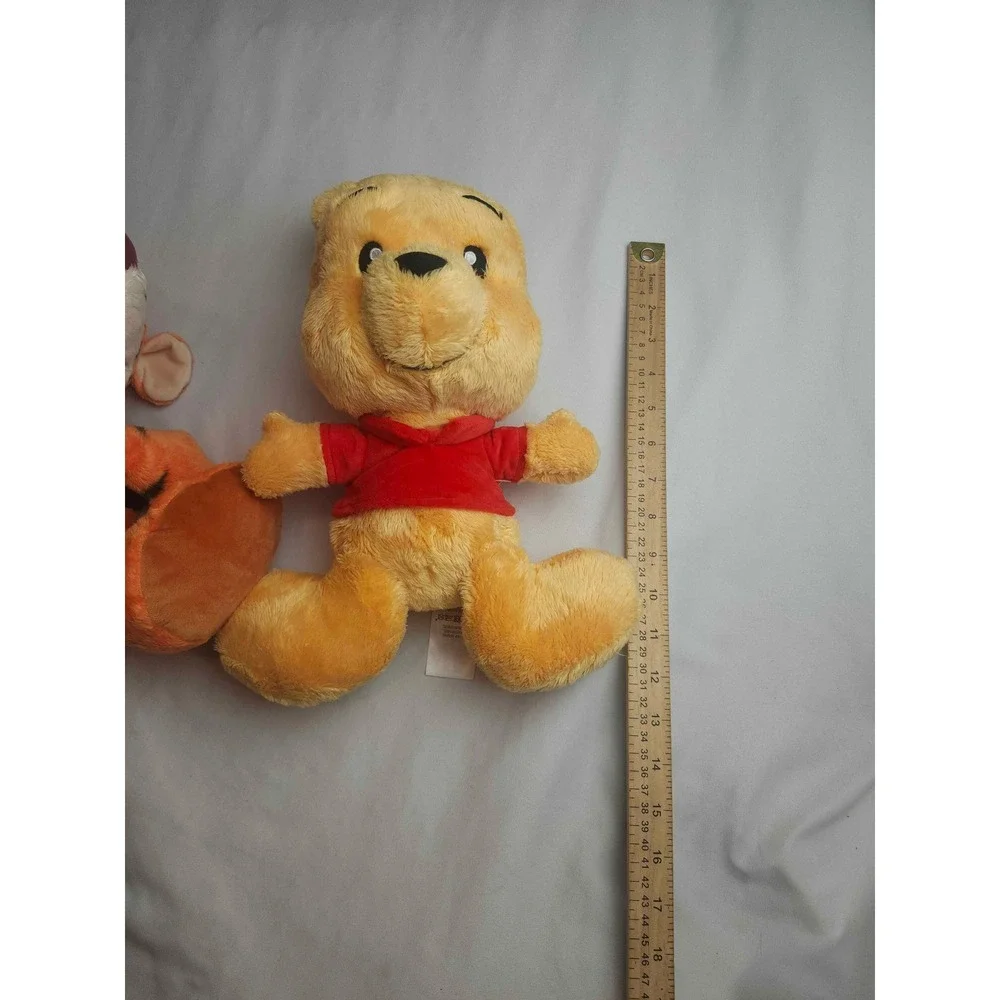 Disney Winnie the Pooh and Tigger Plush Stuffed Animal Lot of 2